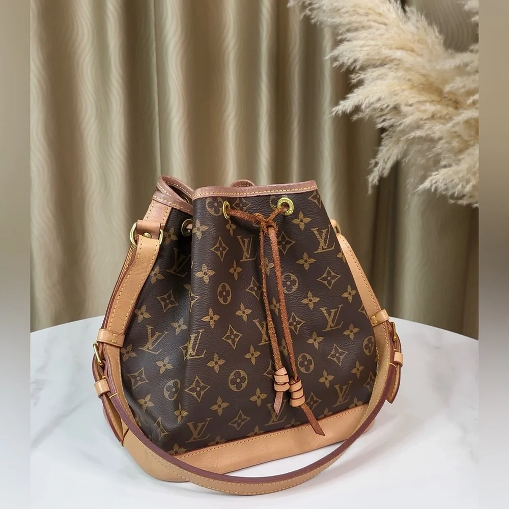 Louis Vuitton Monogram Petite Noe RFID(new model)